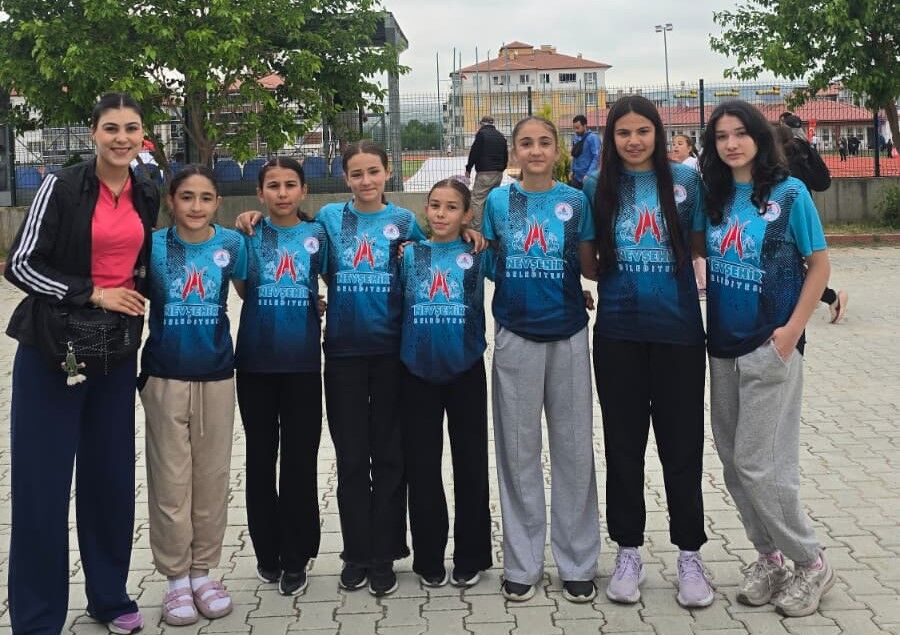 Nev Bel Spor 001