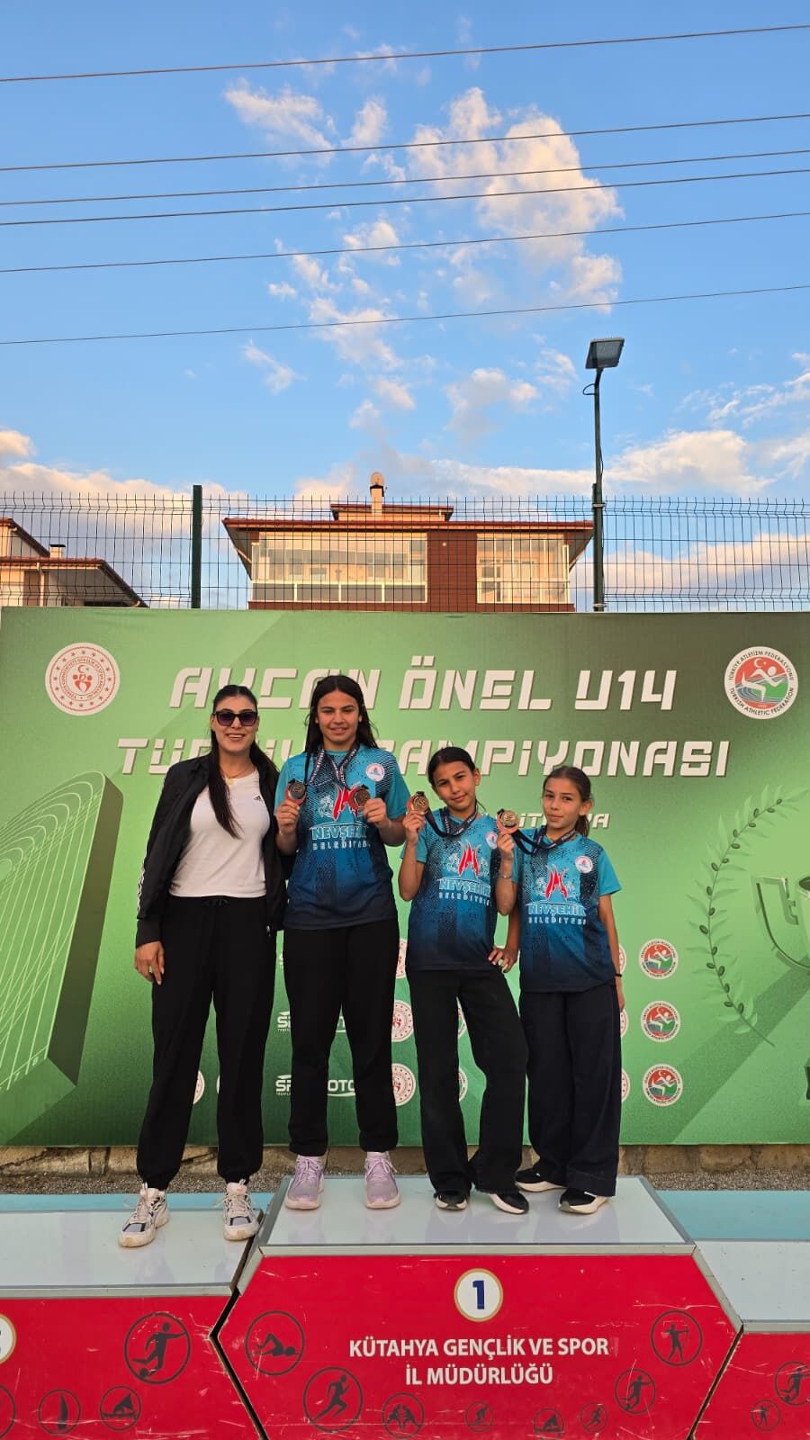 Nev Bel Spor 003
