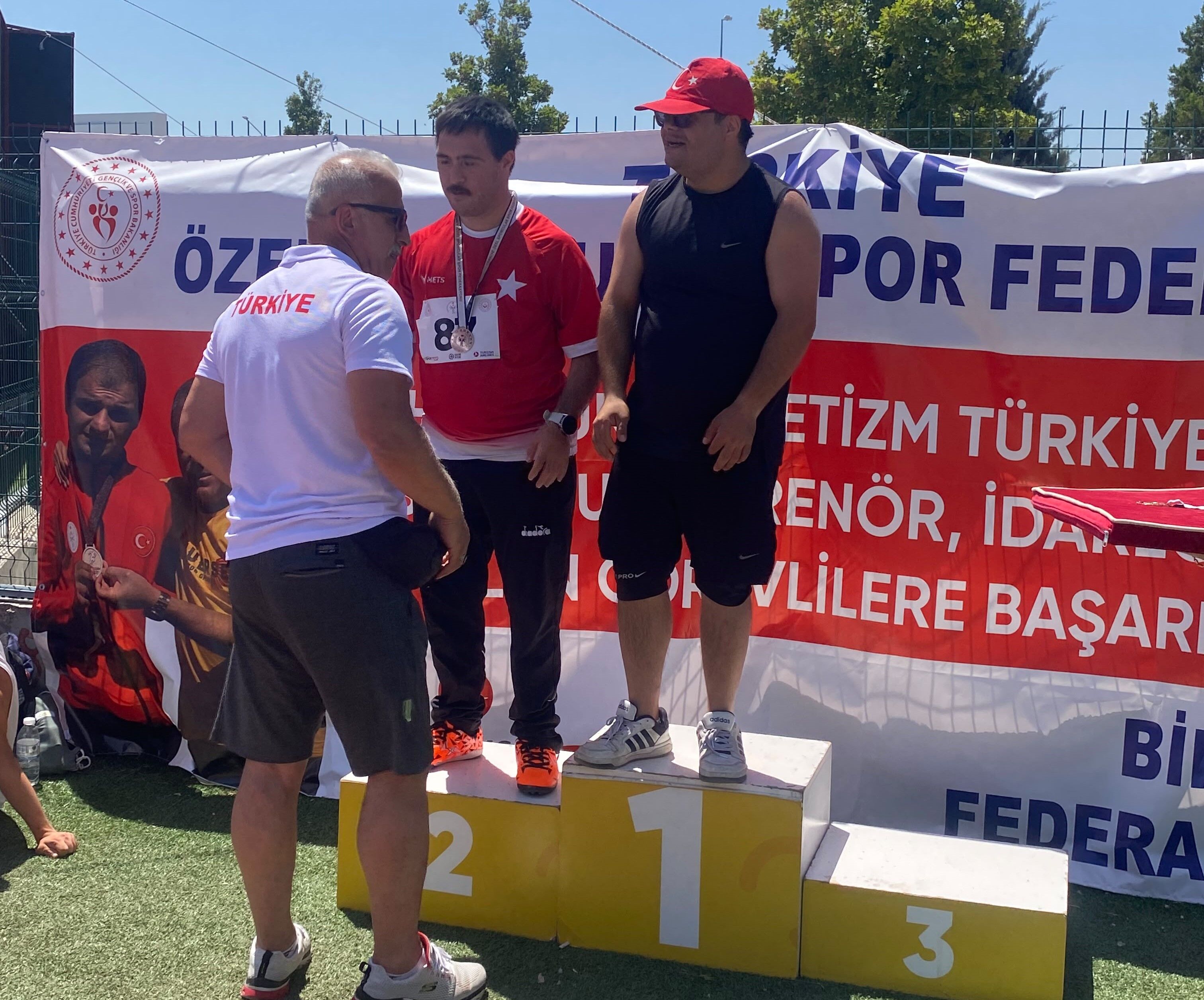 Nev Bel Türki̇ye Şampi̇yonu 001