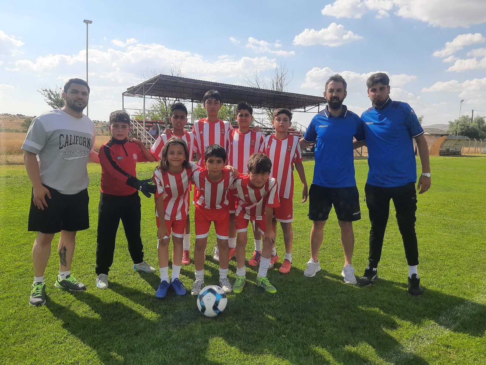 Nevşehir Spor Futbol Okullarından International Junior Cup'ta Çifte Başarı
