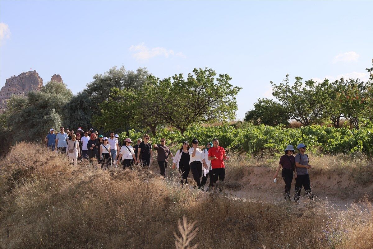 Nevşehir'de 15 Temmuz Coşkusu Aşk Vadisi'ne Taşındı