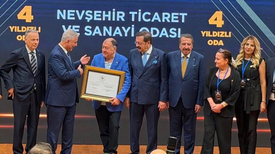 Ticaret Bakanımız Sn. @Profdromerbolat ’In Katılımı, Tobb Başkanımız Sn. @Rhisarciklioglu ’Nun E (1)