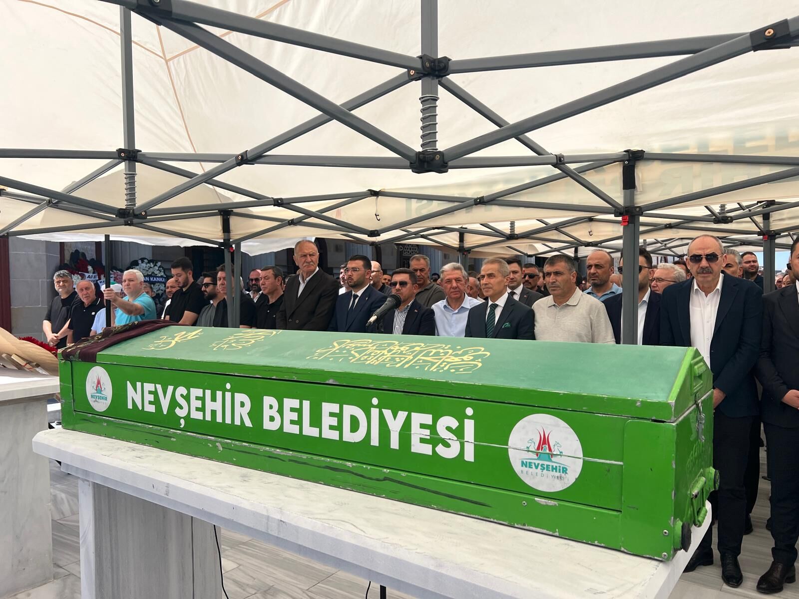 Özaltın ailesinin acı günü: Sevim Özaltın son yolculuğuna uğurlandı