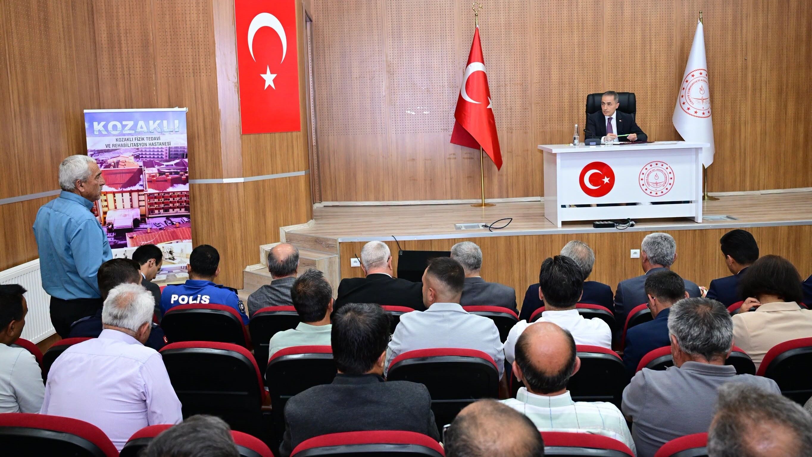 Vali Kök Kozaklı’da muhtarları dinledi: Talepler tek tek masaya yatırıldı