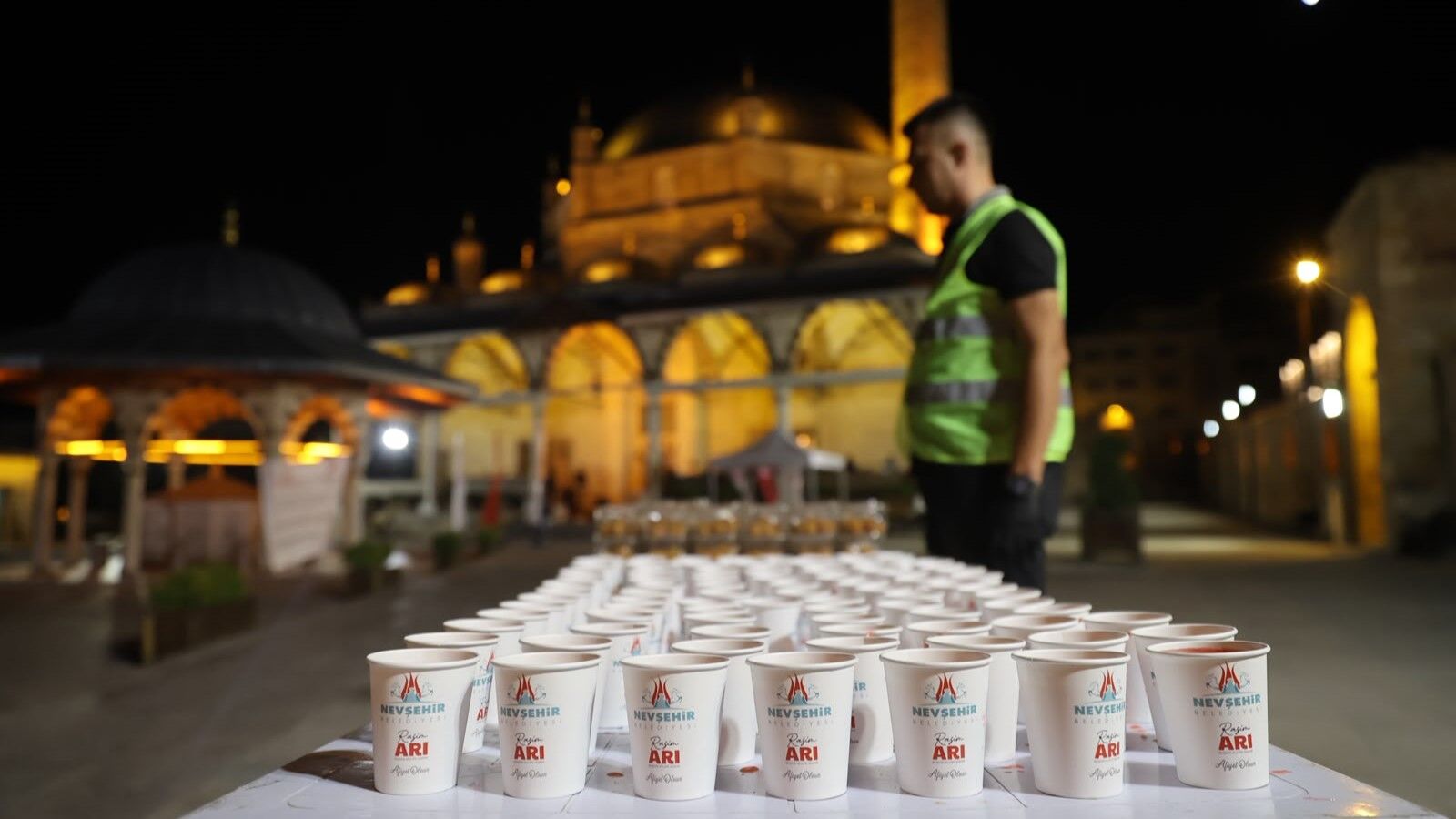Nev Bel Mevli̇d Gecesi̇ 001 (1)