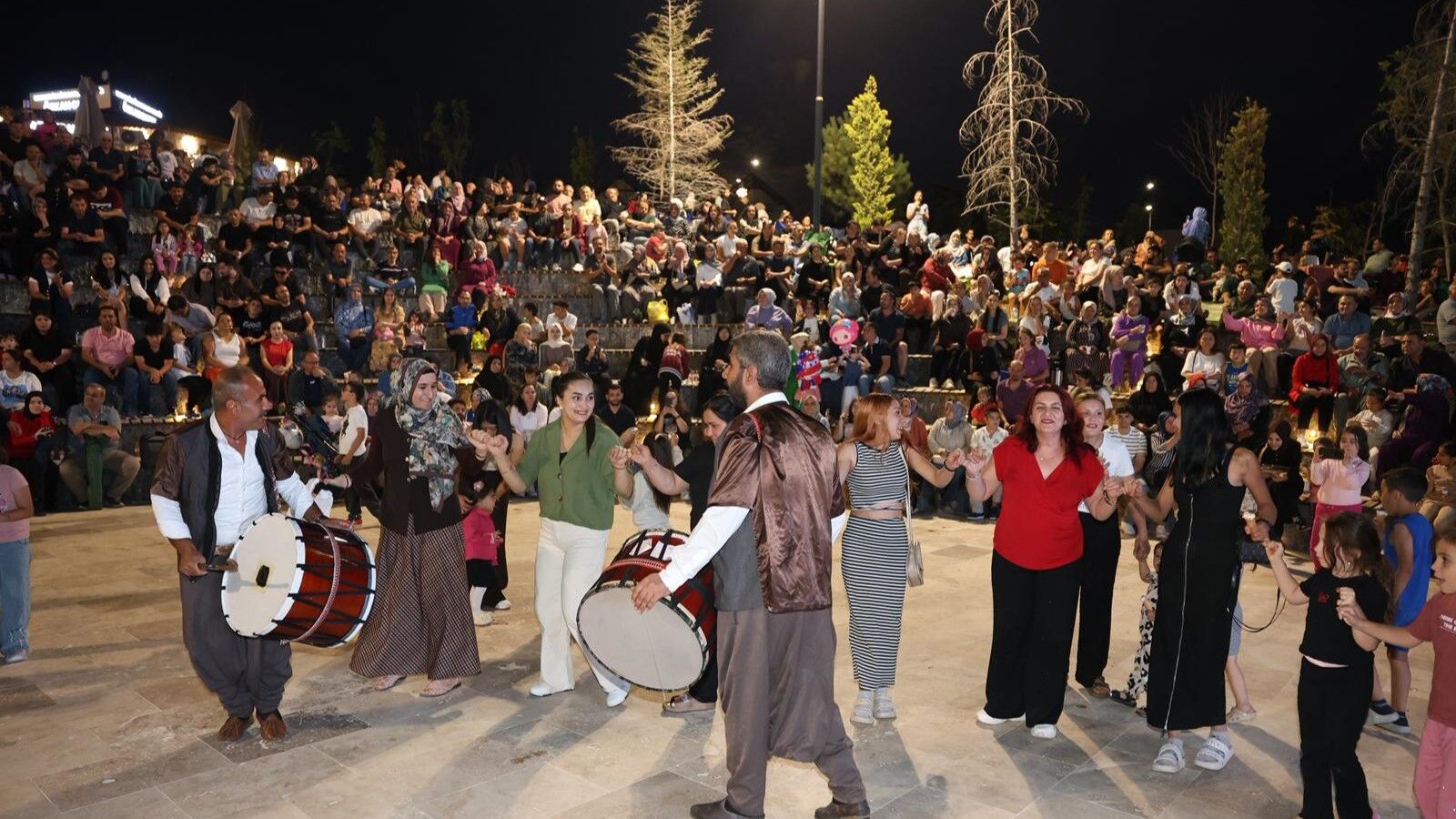 Nev Bel Yaz Akşami Buluşmasi 001 (3)