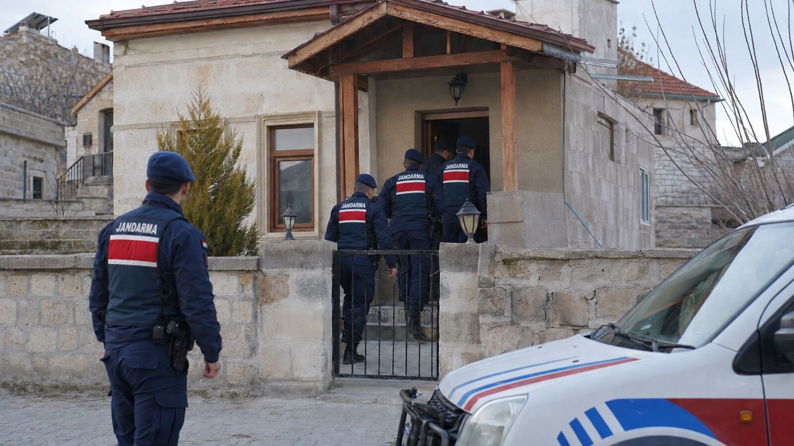 Nevşehir’de 6 adrese baskın: Evlerden bakın ne çıktı!