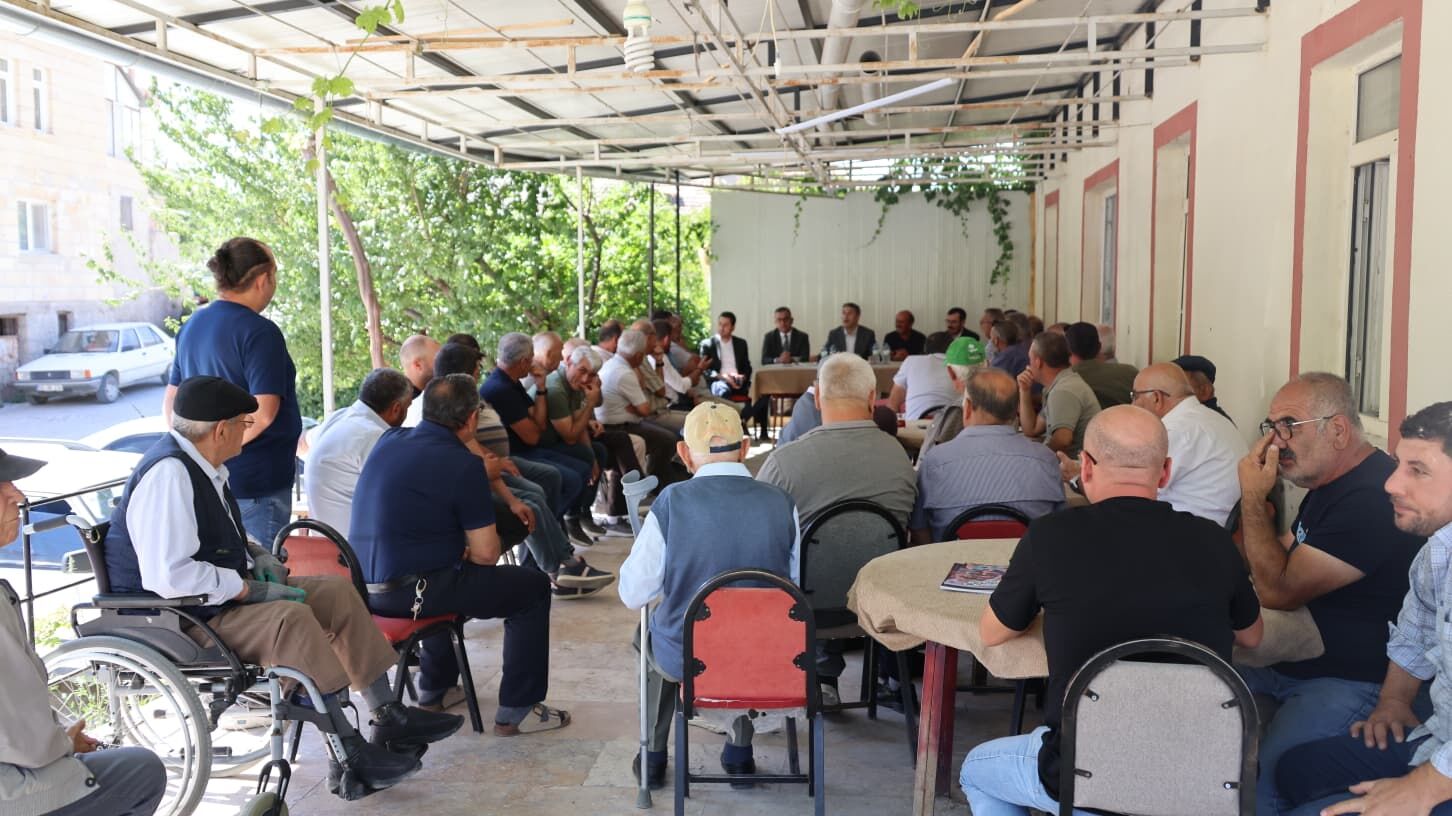 Alan Başkanı Aslanbay Ulaşlı’da Vatandaşları Dinledi (2)