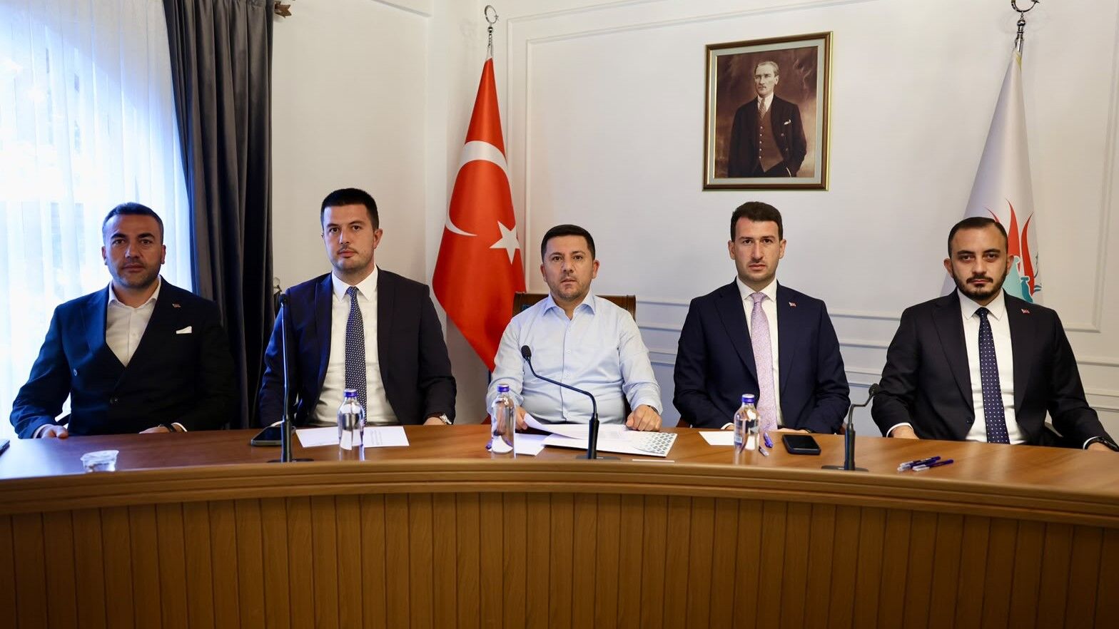 Başkan Arı birim müdürleriyle toplandı: Projeler görüşüldü