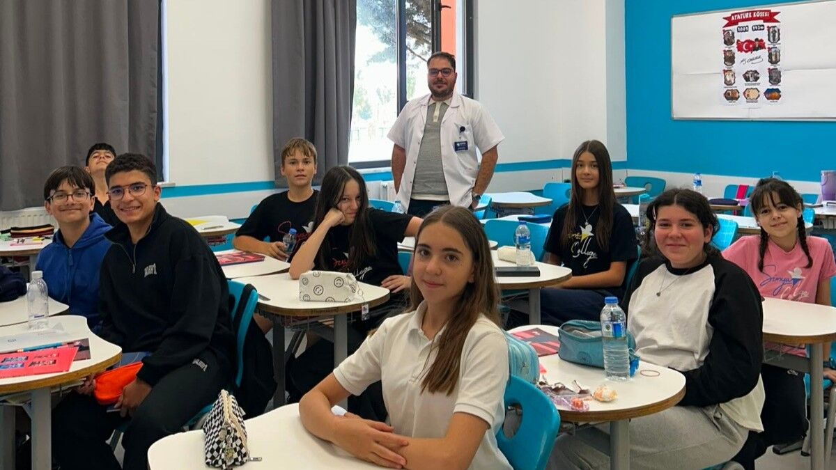 Simya Koleji’nde 7 ve 8. sınıflar için mentörlük süreci başladı
